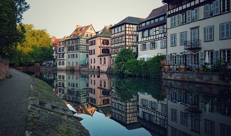 La Petite France im Sonnenaufgang, Strassburg, Wanderhunger
