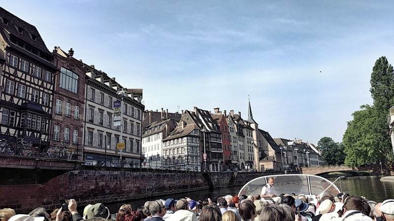 Bootsfahrt auf der Ill durch Strassburg mit Batorama, Wanderhunger